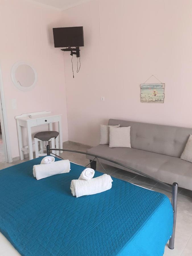 Issos Apartments Agios Georgios  Luaran gambar