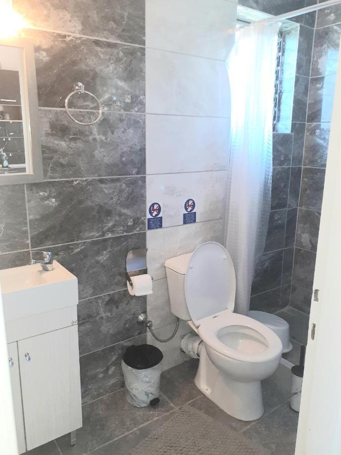 Issos Apartments Agios Georgios  Luaran gambar