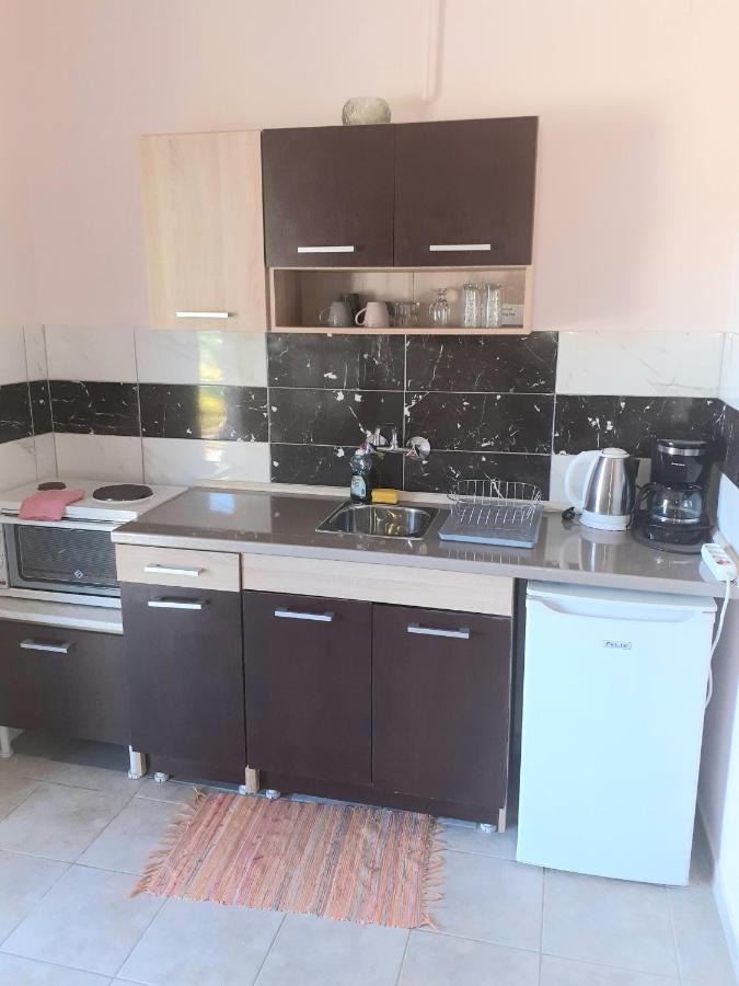 Issos Apartments Agios Georgios  Luaran gambar