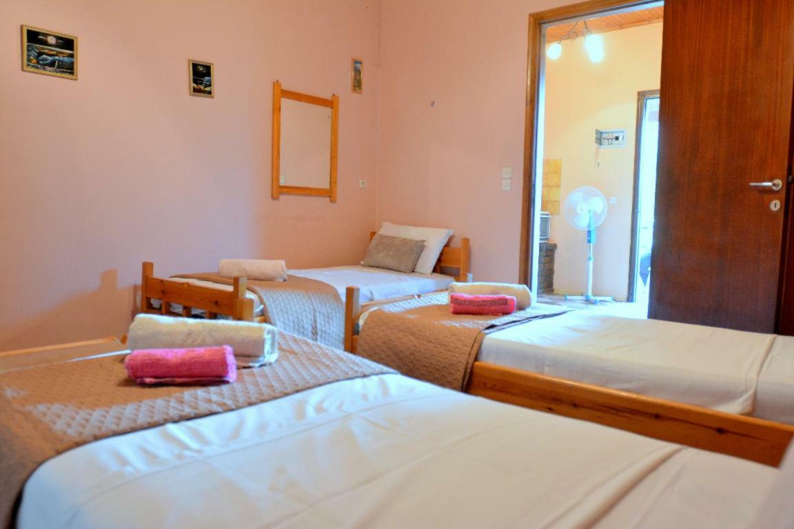 Issos Apartments Agios Georgios  Luaran gambar