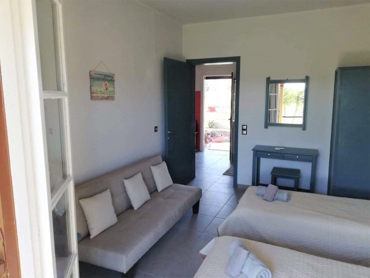 Issos Apartments Agios Georgios  Luaran gambar