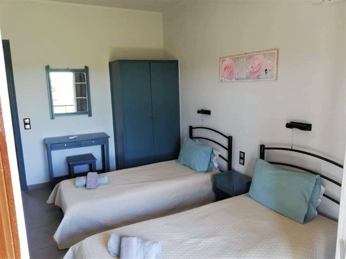 Issos Apartments Agios Georgios  Luaran gambar